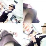おみやげ屋でハーフっぽい店員さんの派手なパンティを逆さ盗撮した動画